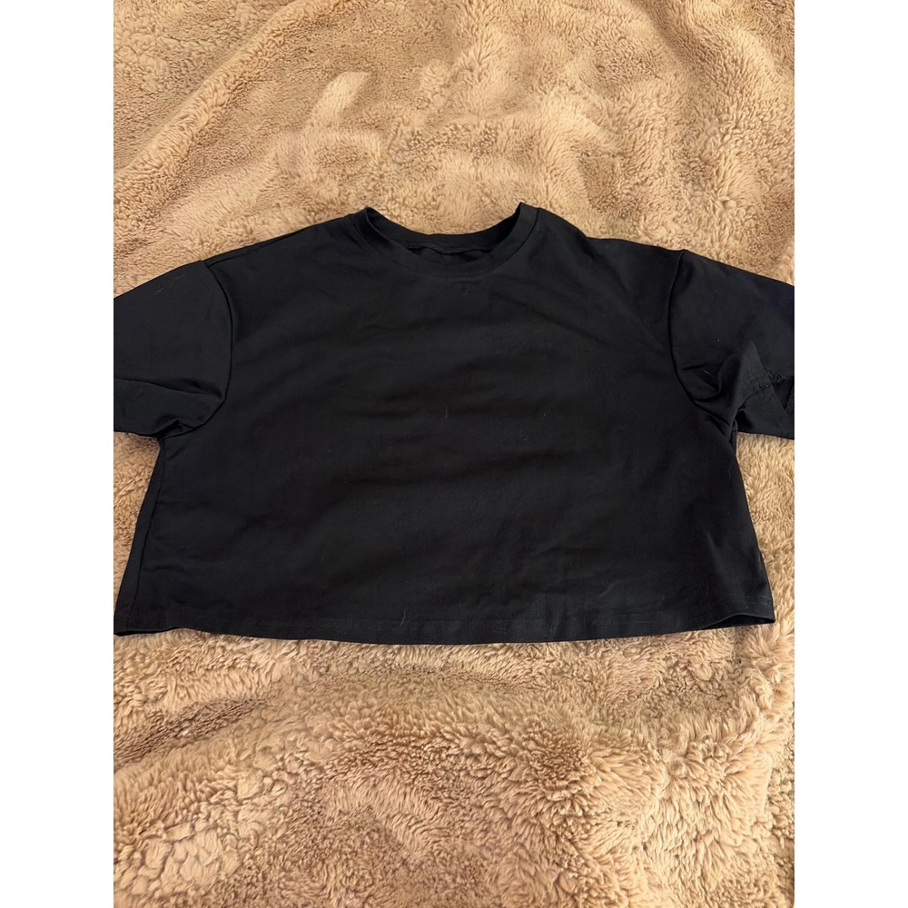 Womens Black Cropped Short Sleeve T-Shirt see thru lace butterfly on the back